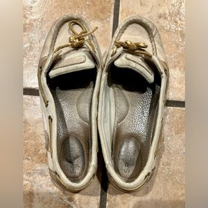 SOLD!Sperry Angelfish Women’s Shoes-Fair condition-will take offers!